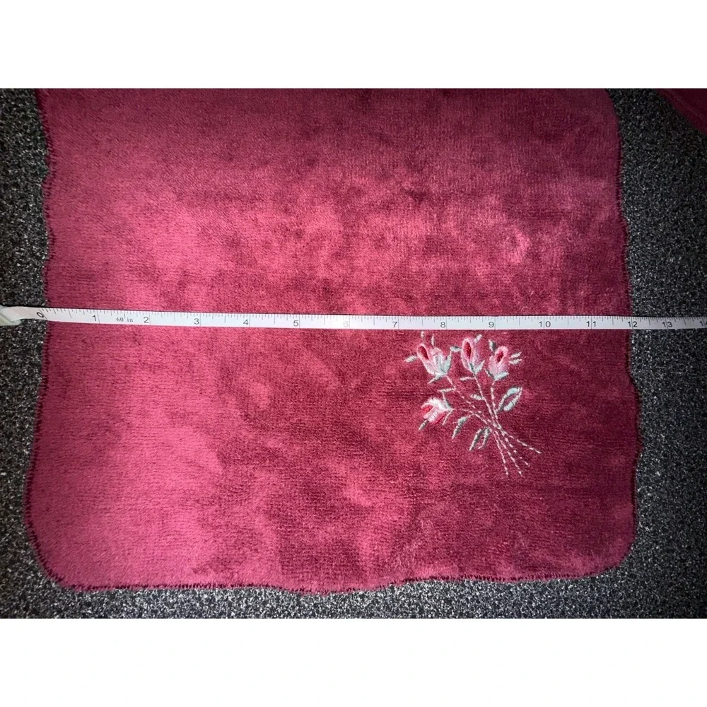 Vtg Embroidered JC Penny's Home Collection Maroon  Towels 2 Bath /2 Hand/ 2 Wash